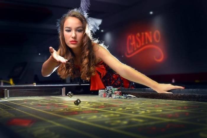 Slots ဂိမ်းများ AYAY777 ကာစီနို တွင် MMK ဖြင့် ကစားနိုင်